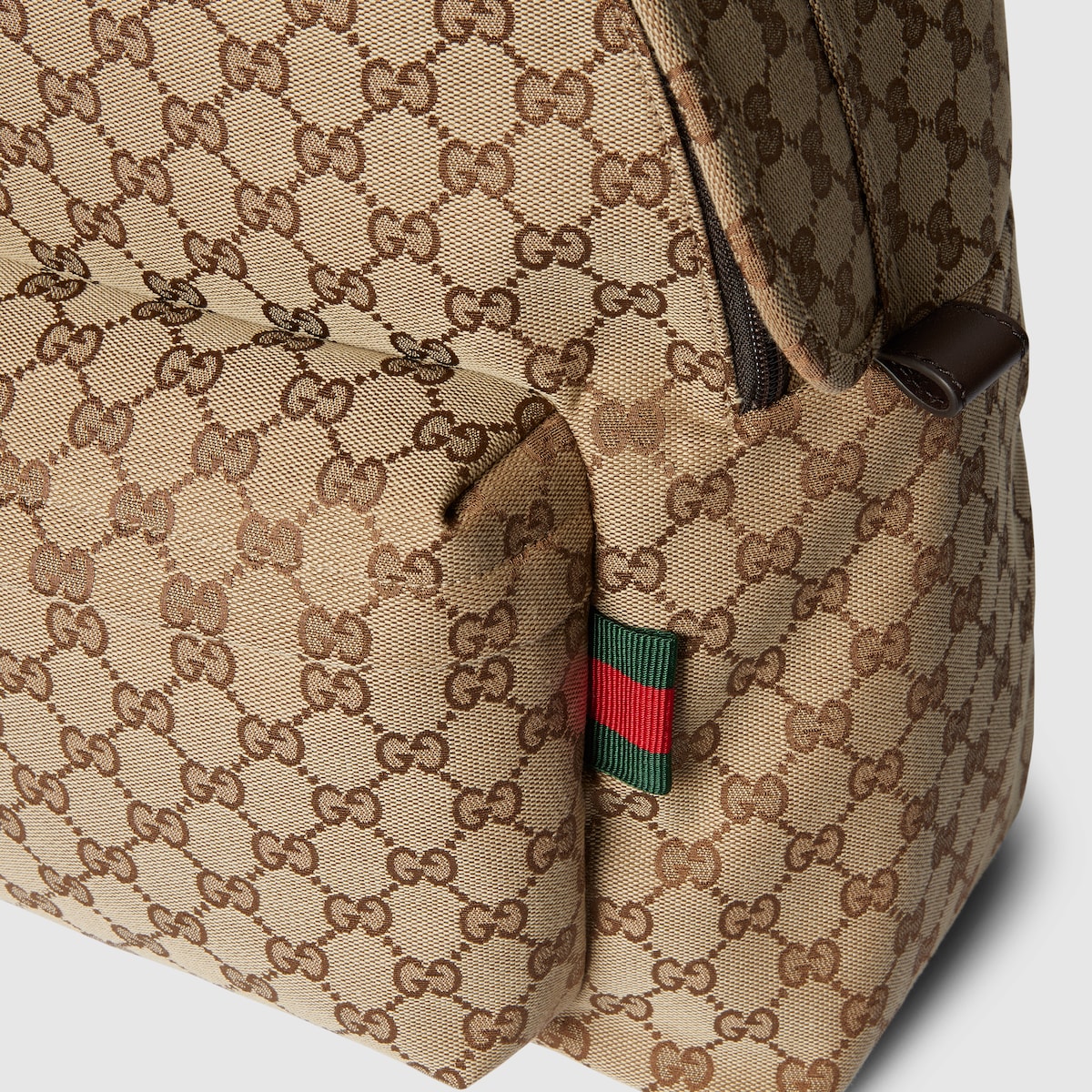 824624_FAEHZ_9795_006_090_0000_Light-Medium-GG-backpack-with-Web.jpg